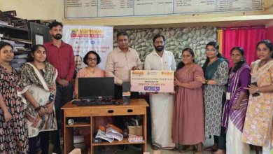 Donation of a desktop computer to the Block Resource Centre